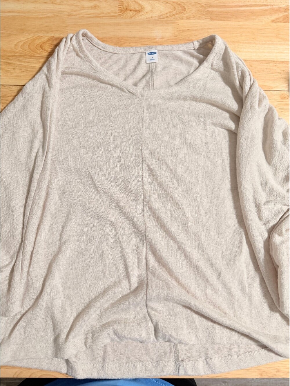 Old Navy Women's Beige Lightweight V-Neck Sweater Size S